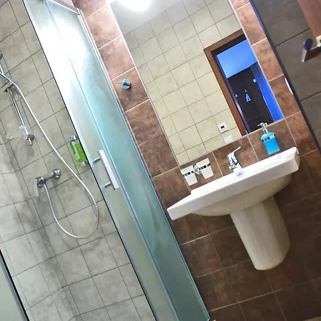 Dvur Pod Staryma Horama 3*