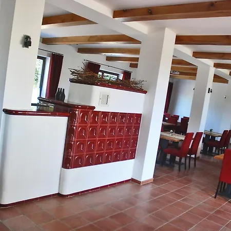 Dvur Pod Staryma Horama 3* Borsice