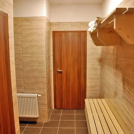 Dvur Pod Staryma Horama Gasthof Borsice
